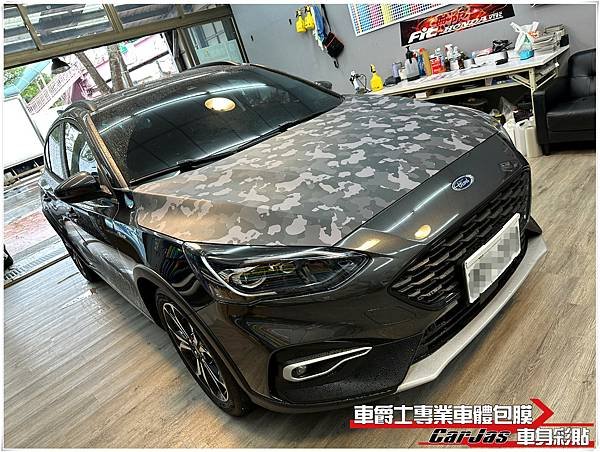 車爵士車體包膜車身彩貼-FORD FOCUS 黑迷彩引擎蓋彩貼