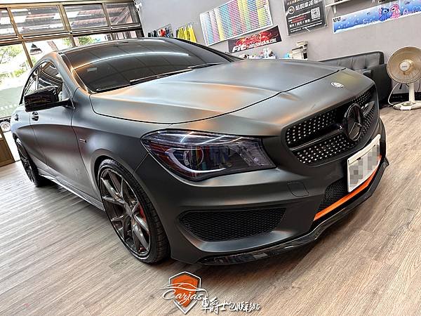 車爵士車體包膜車身彩貼-BENZ CLA250 大燈淺灰燻黑%26;尾燈淺黑燻黑改色自體修復犀牛皮保護包膜