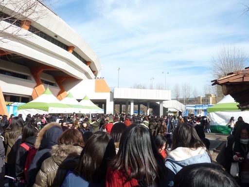 20101212 Welcome to Beast Airline