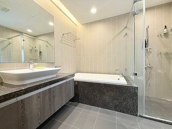 🏡 文山君品｜三面採光 ✨ 次頂樓視野開闊