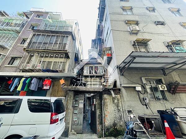 西藏路1.jpg