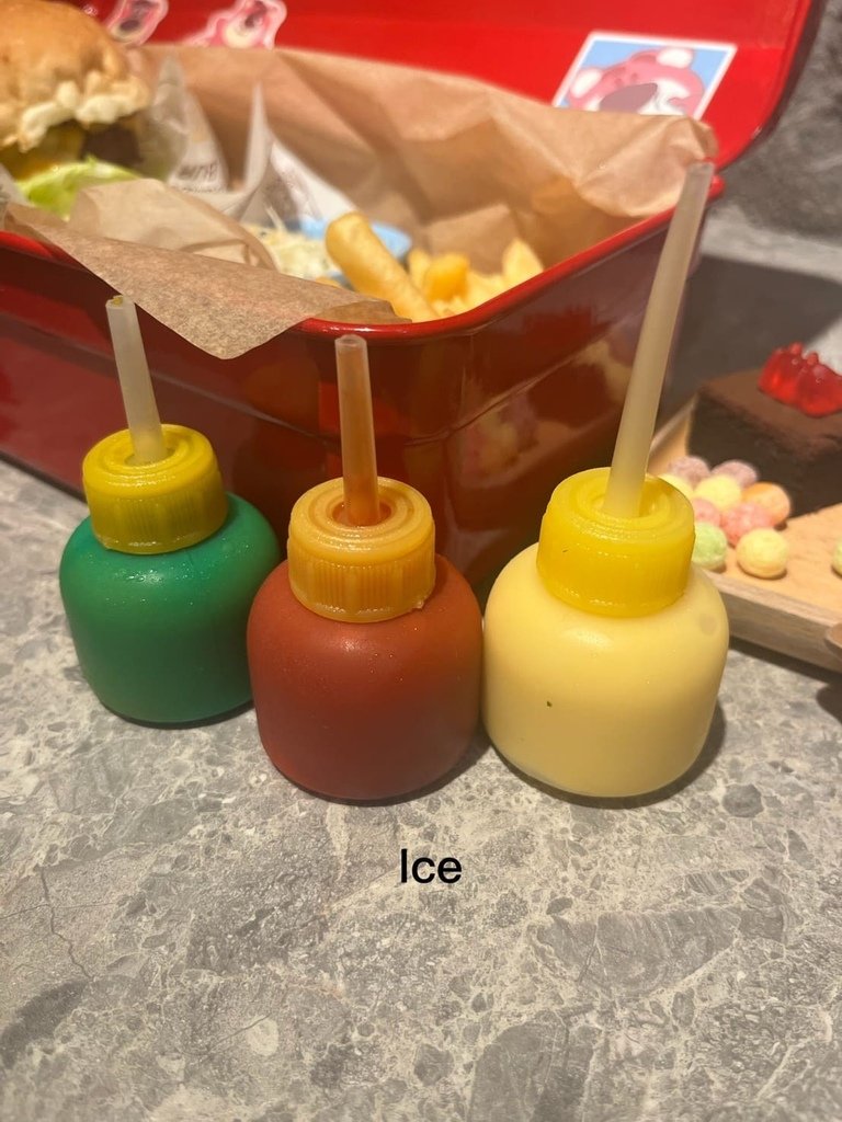 LINE_ALBUM_迪士尼餐廳_231014_16.jpg