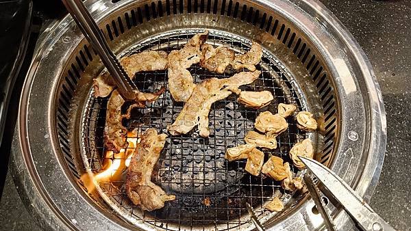 【台北萬華】 熊一燒肉、西門町高CP燒肉吃到飽、近西門站六號