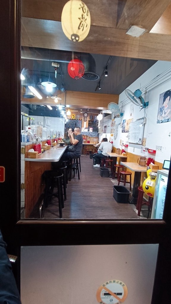 【台北中山】京都柚子豚骨拉麵研究中心、誠品南西店旁、中山捷運