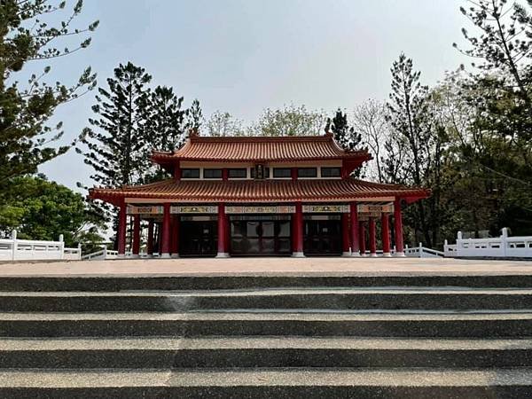 她只是想和你交朋友？？