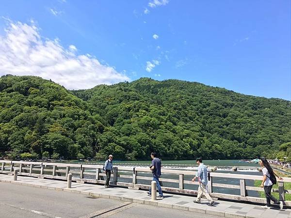 LINE_ALBUM_0520-0524狐狸開水京都大冒險_241201_215.jpg