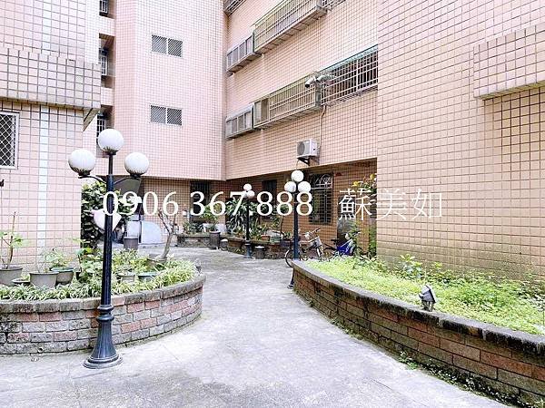 小如的家◢◣新化區~新化老街*有客廳廚房漂亮大套房  售45