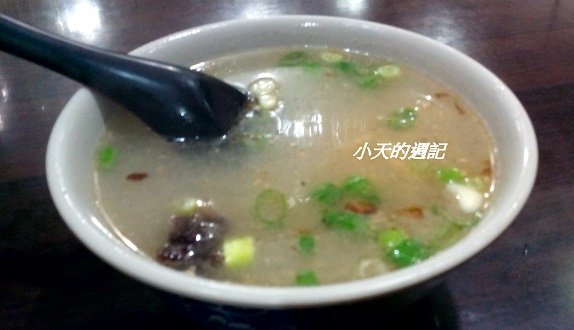 【251牛肉麵‧水餃‧餛飩】榨菜肉絲湯1