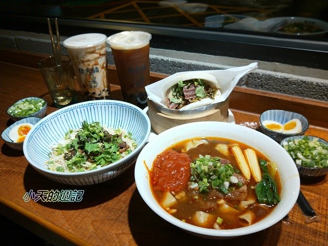 【新店大坪林站美食】功夫豬30.jpg