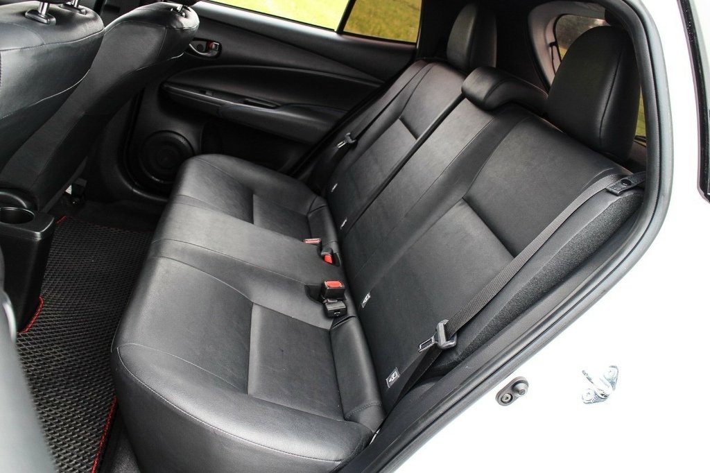 LINE_ALBUM_2021年 TOYOTA YARIS 跑1萬3_230225_10.jpg
