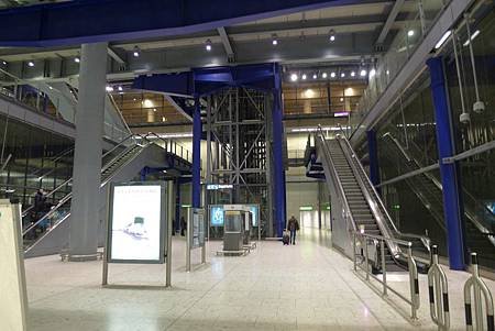 P1060494-2048.jpg
