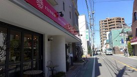 P1090738-2048.jpg