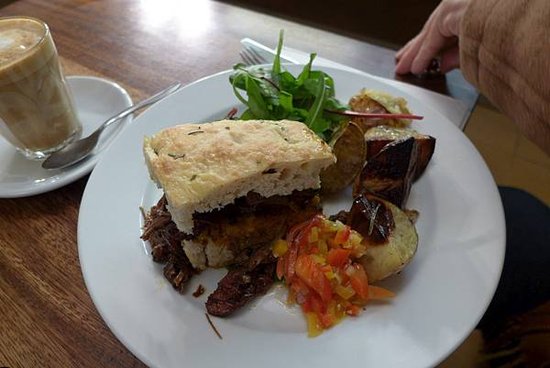 P1070719-2048.jpg