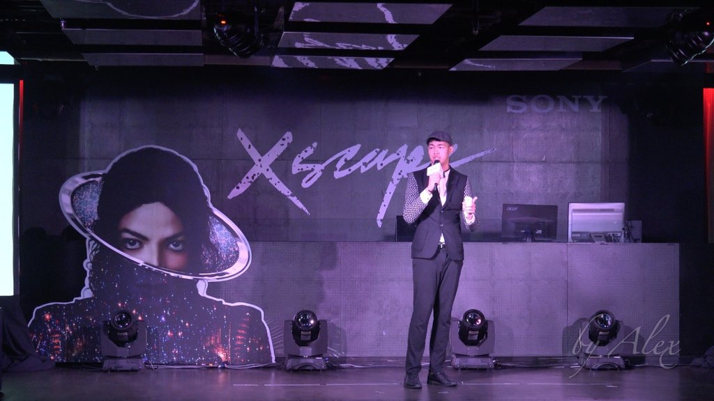 MJ_Xscape_14.jpg