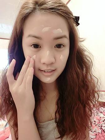 粉底液2