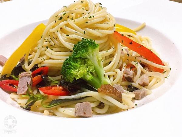 煙燻鴨胸（蒜味洋蔥）.jpg