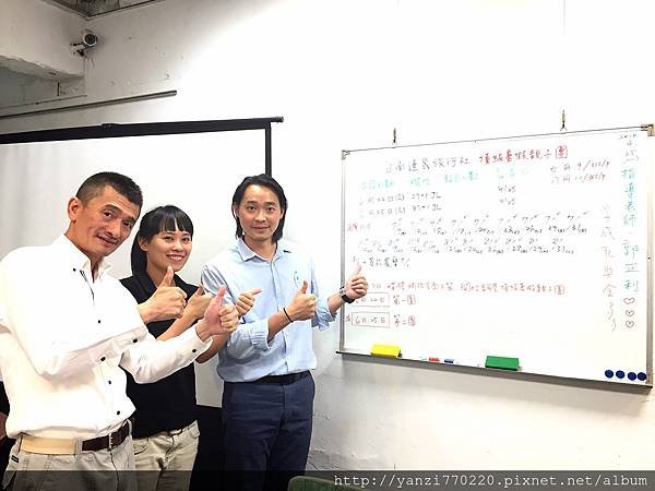 天喜郭さんと卓と連晟呂さん.jpg
