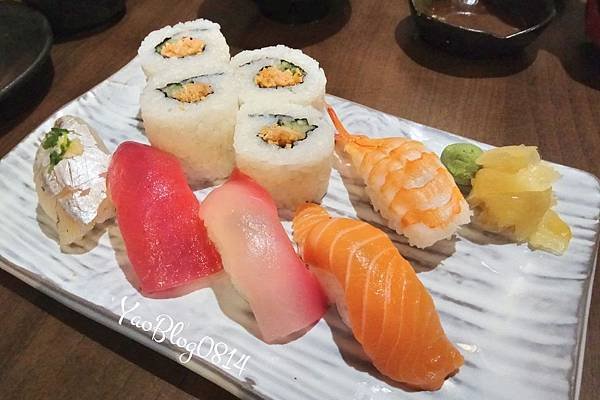 十六區_綜合握壽司.jpg