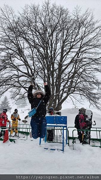 LINE_ALBUM_202501_日本苗場滑雪_250209_2.jpg