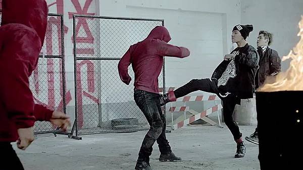 INFINITE Back Official MV 105.jpg