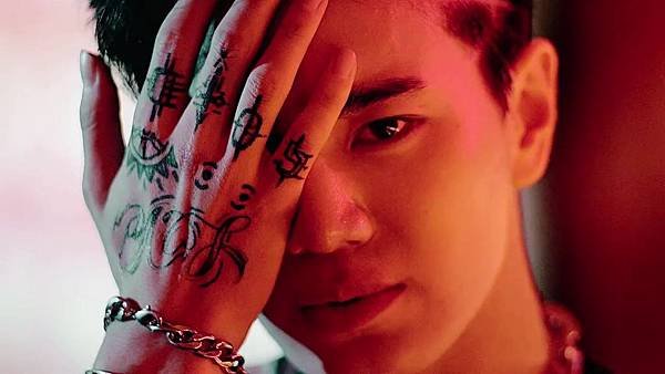 INFINITE Back Official MV 122.jpg