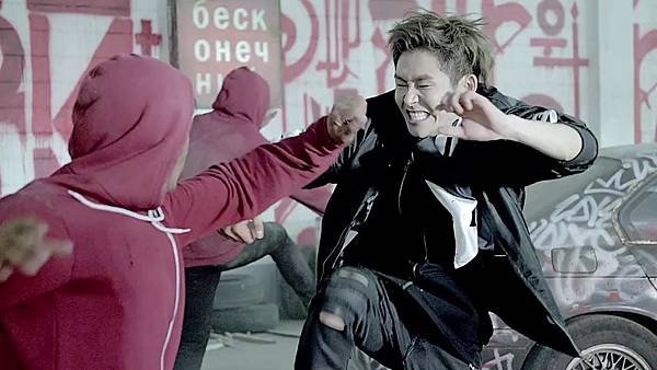 INFINITE Back Official MV 136.jpg