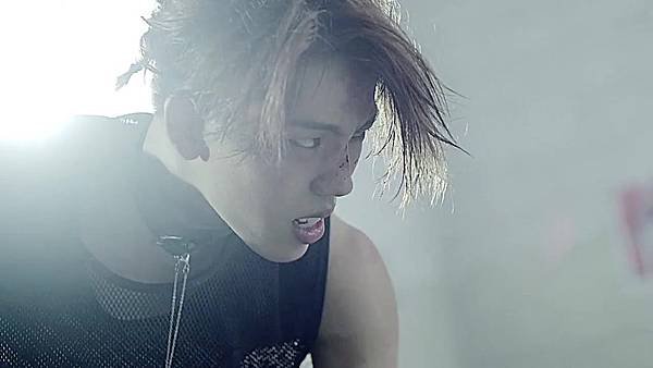 INFINITE Back Official MV 519.jpg