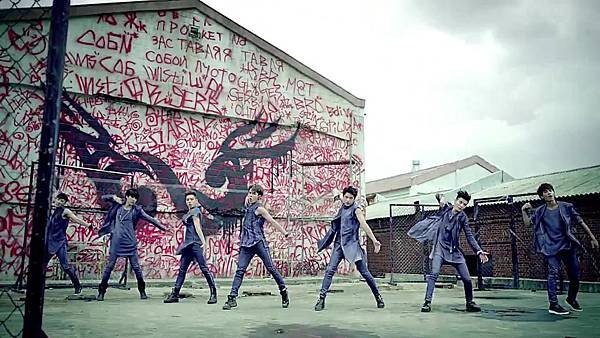 INFINITE Back Official MV 564.jpg
