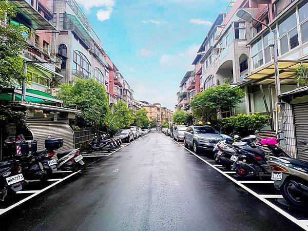 LINE_ALBUM_玫瑰中國城照片_230613_8.jpg
