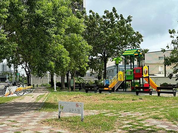🎉賀成交🔸高雄大學★高樓層三房平車雙衛開窗