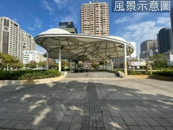 🔸巨蛋凹子底8米大面寬1+2樓適文武百市