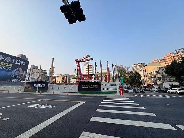 🔸港灣１號院高雄港愛河摩天地標宅