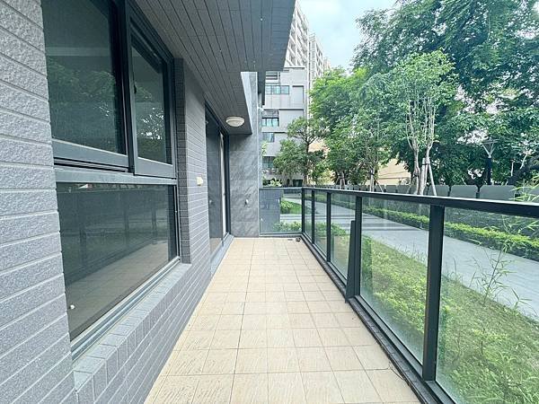 🔸全新未住！森之道採光樓中樓1樓＋平面車位