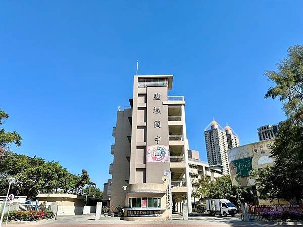 🔸鹽埕日式古典建築邊間大地坪金店面