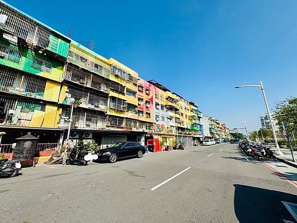 🔸民族車站、民族社區綠園道景觀第一排