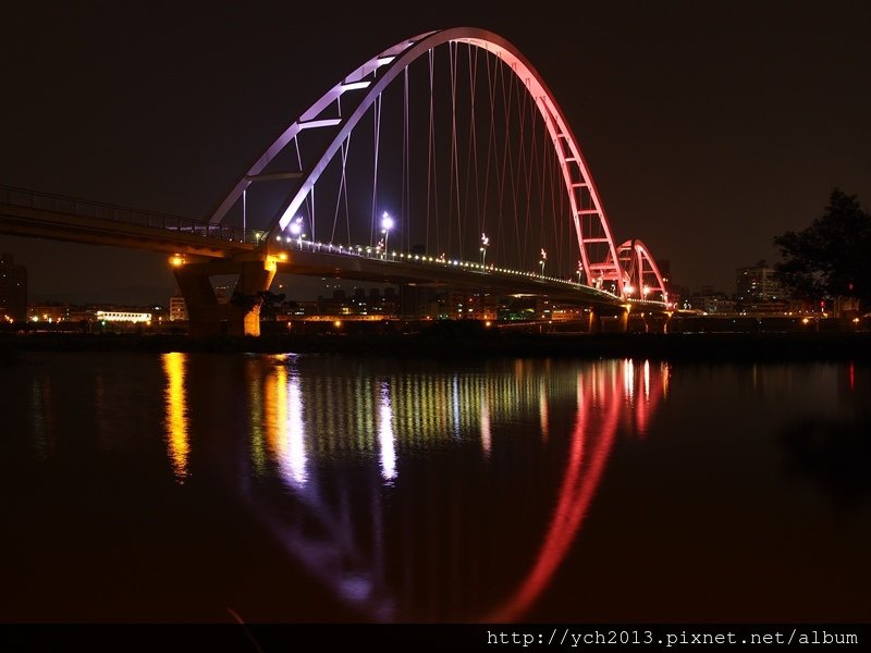 新月橋夜景 (16).JPG