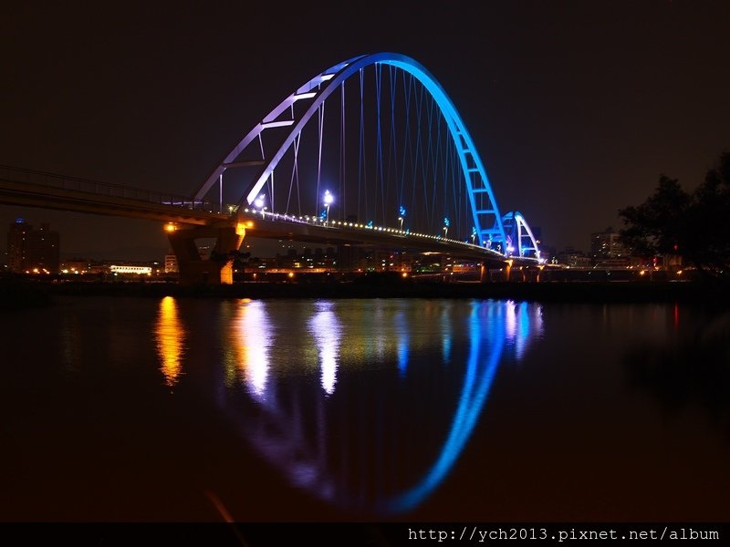 新月橋夜景 (17).JPG