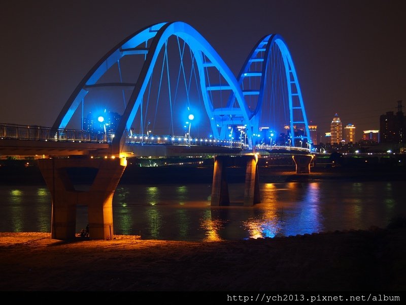 新月橋夜景 (19).JPG