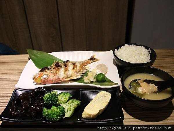 長鴻丼飯 (9).JPG