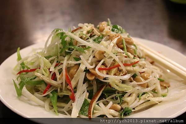 松山區美食餐廳/小巨蛋美食/真福記脆皮烤鴨餐廳