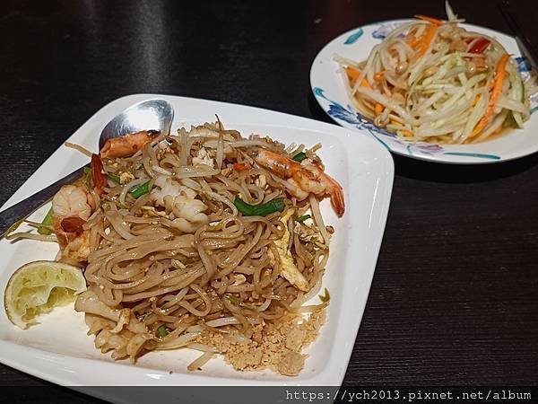 新北新莊幸福商圈美食／阿芬泰式料理