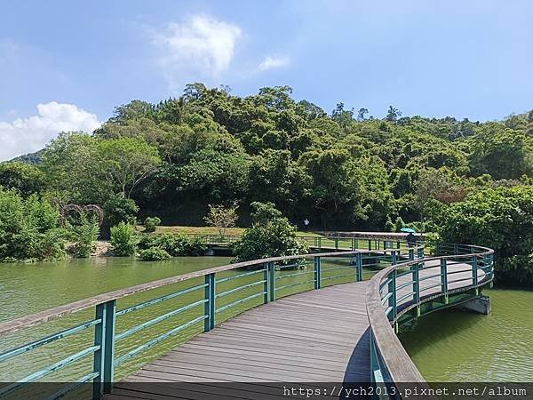 宜蘭礁溪景點／台塑集團Herbelle龍潭湖畔悠活園區白貨櫃