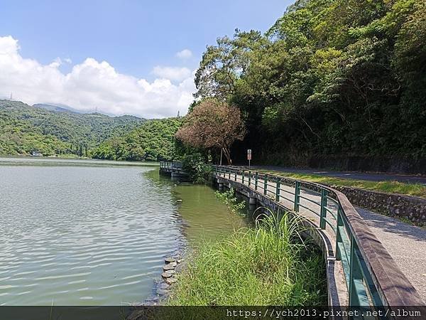 宜蘭礁溪景點／台塑集團Herbelle龍潭湖畔悠活園區白貨櫃