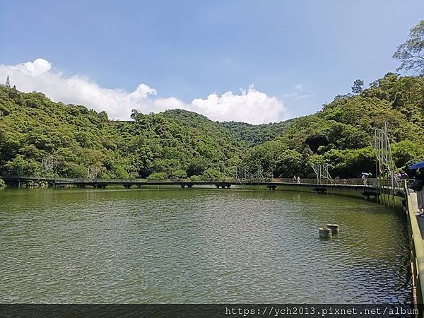 宜蘭礁溪景點／台塑集團Herbelle龍潭湖畔悠活園區白貨櫃