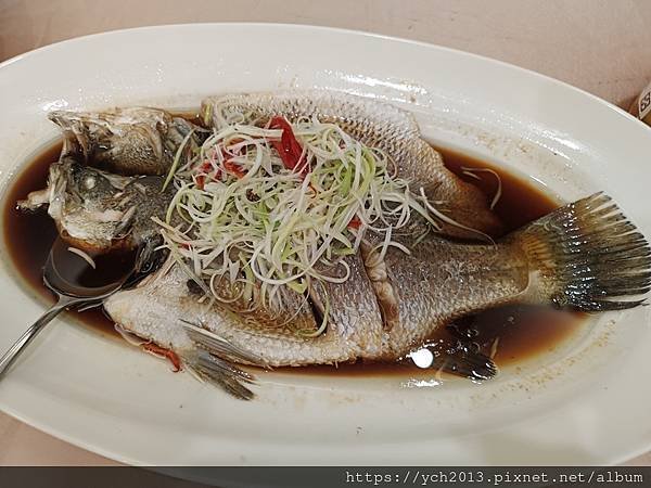 食在綠舞國際觀光飯店－精緻美味的晚餐、多樣點心的宵夜、豐富的