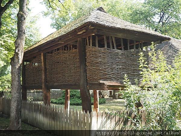 下機後第一站：羅馬尼亞鄉村博物館／羅馬尼亞首都布加勒斯特景點