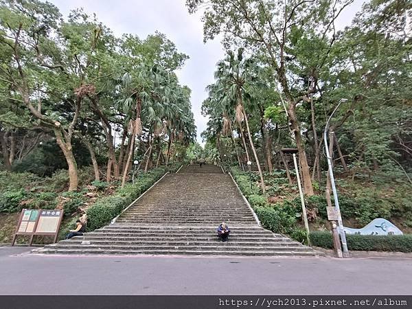 新北泰山景點／辭修公園與尖凍山步道