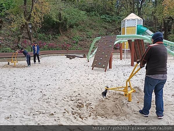 新北泰山景點／辭修公園與尖凍山步道