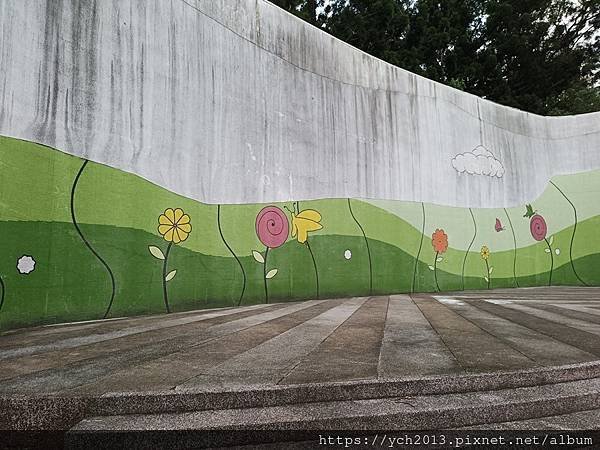 新北泰山景點／辭修公園與尖凍山步道