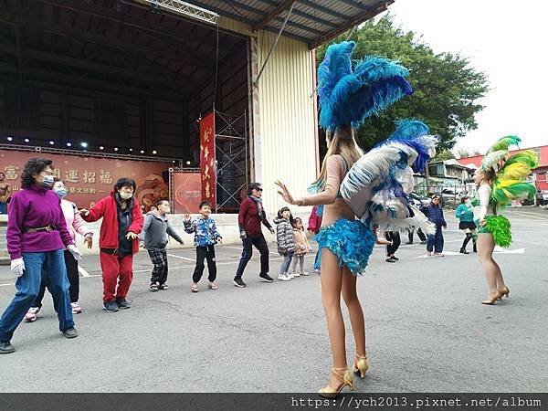 初八竹林山觀音寺看表演